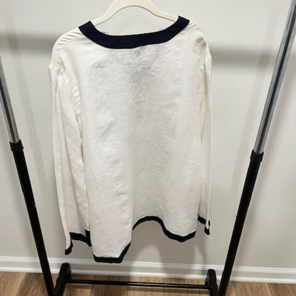 Navy Accent Linen Tunic - Picture 7 of 7